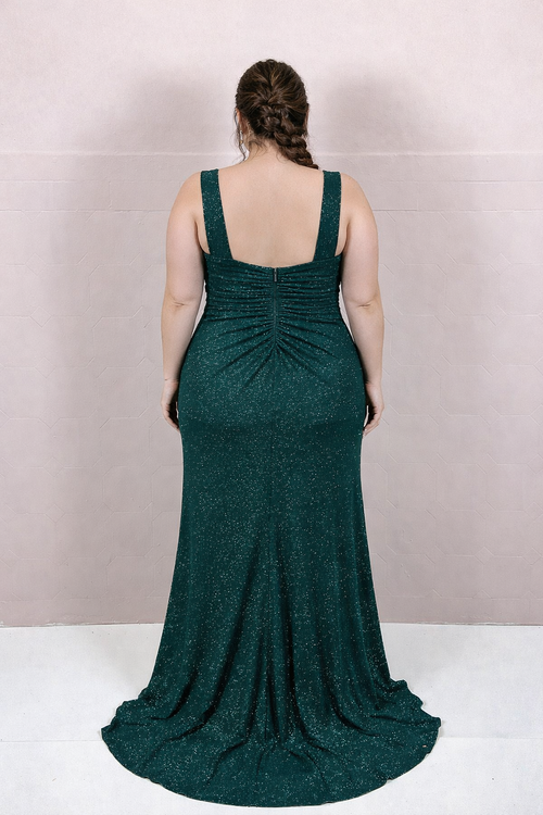 dunkelgrünes Abendkleid aus glitzerndem Stretchmaterial mit Schlitz für große Größen